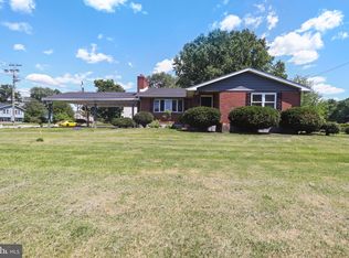 90 Yorke St, Salem, NJ 08079