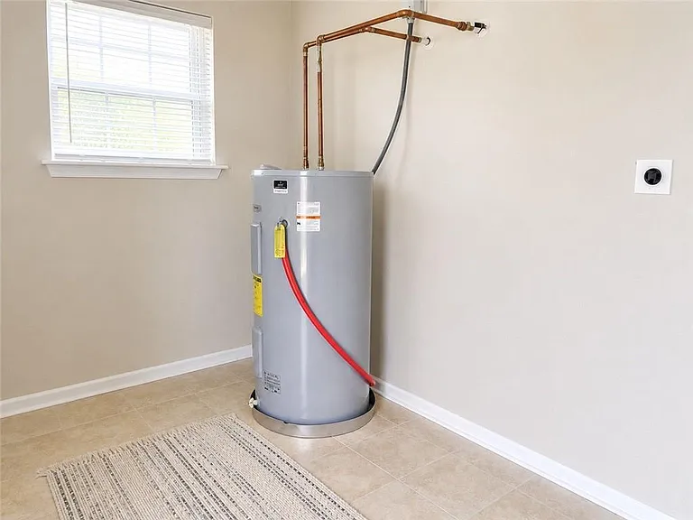 7533 Ligustrum Dr — Photo 6
