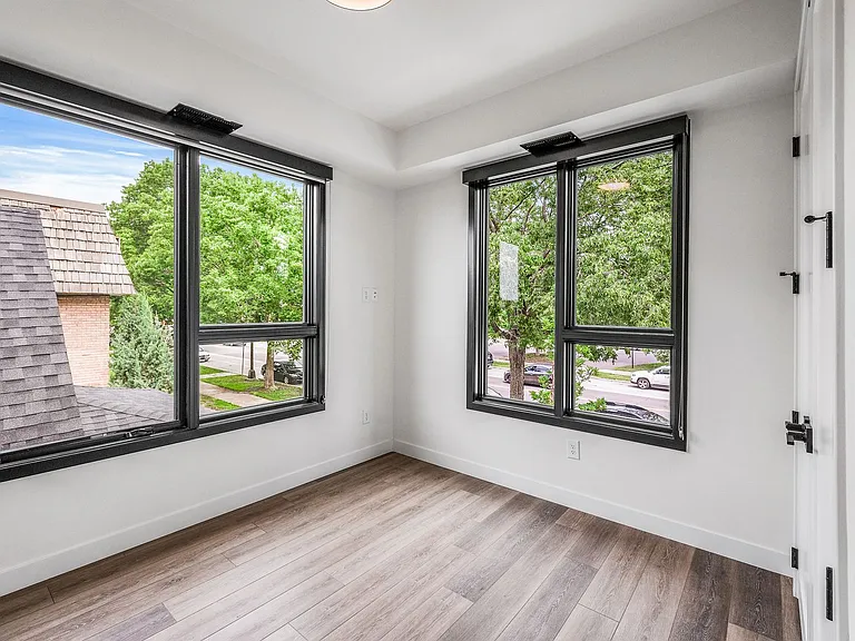 Olive Apartments — Photo 65