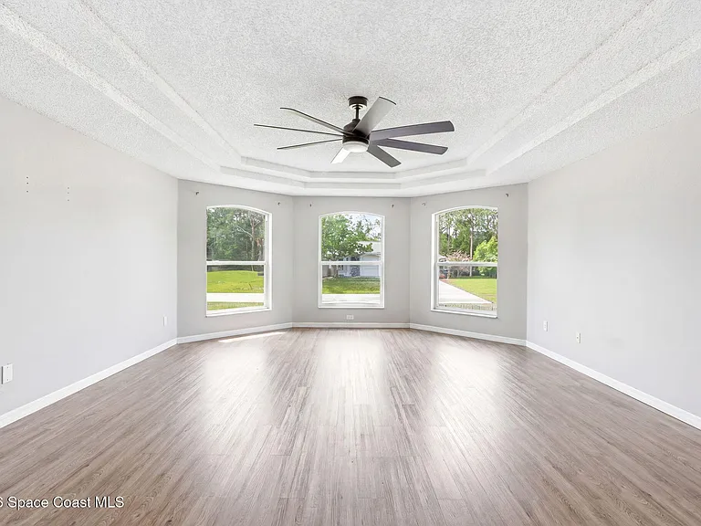 283 Umber St NW — Photo 7
