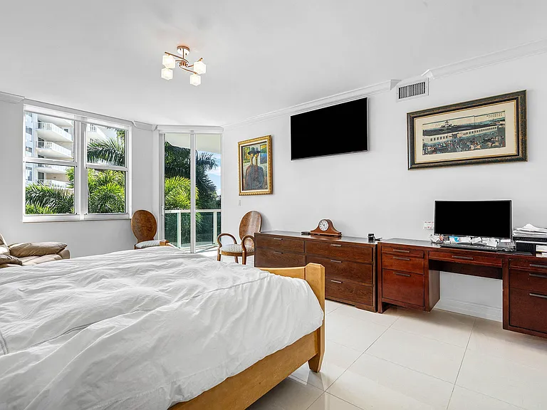 500 SE Mizner Blvd #A310 — Photo 15