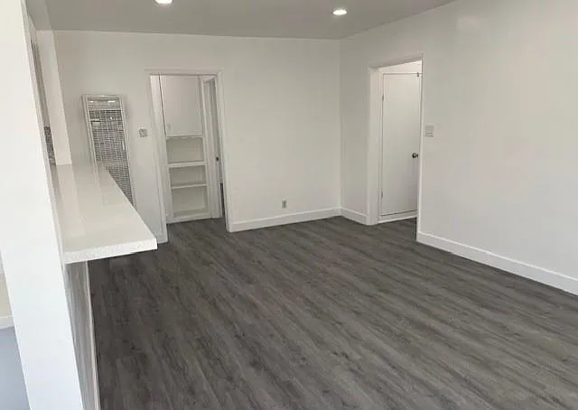 6771 Johnson Ave — Photo 6