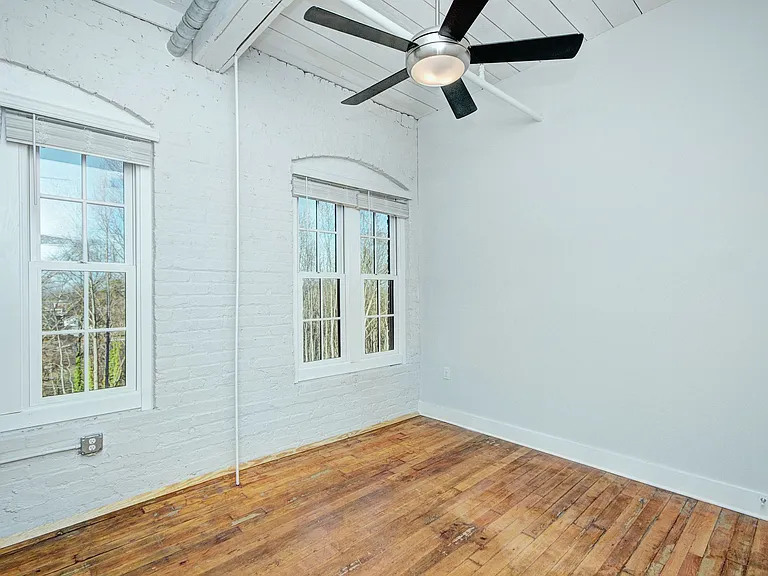 Piedmont Lofts — Photo 113
