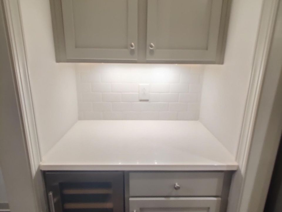 Butler pantry in Kitchen