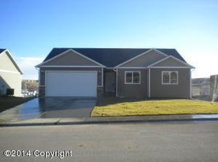 3503 Goldenrod Ave, Gillette, WY 82716