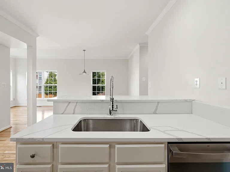 45805 Marlane Ter — Photo 10