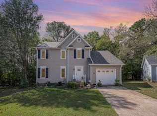 821 White Daisies Ct, Raleigh, NC 27610