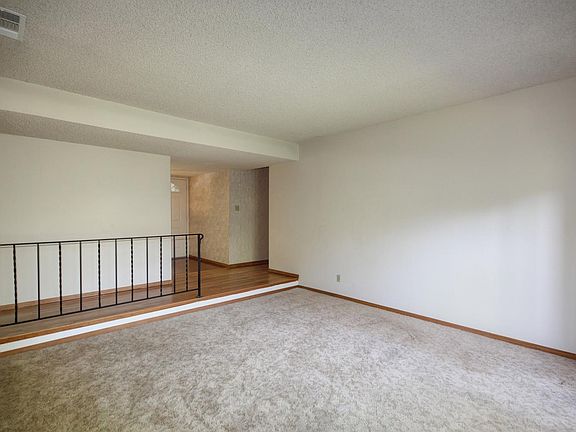 5th image of 78 Glenville Cir