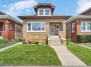 4141 Maple Ave, Brookfield, IL 60513