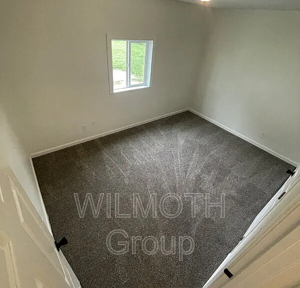 6228 E 21st St — Photo 11