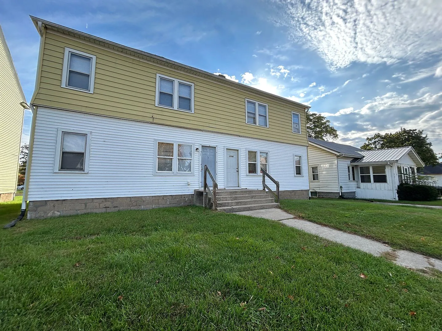 1106 N Michigan St — Photo 1