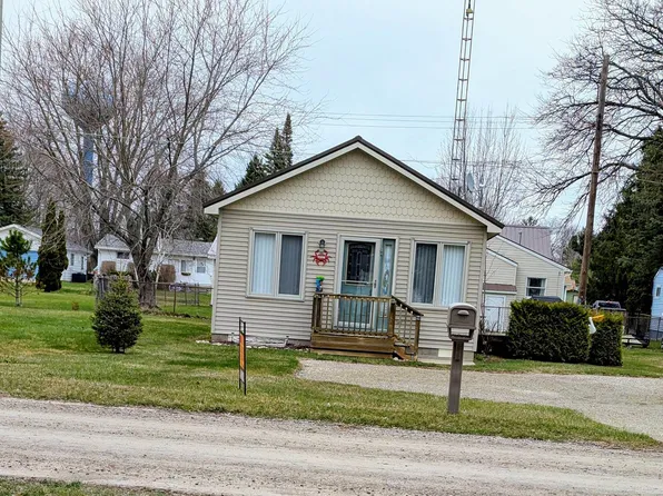 7295 Aspen Rd, Lexington, MI 48450