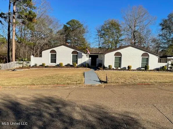 6148 Whitestone Rd, Jackson, MS 39206