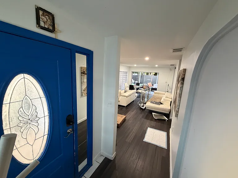 13990 SW 160th Ter — Photo 15