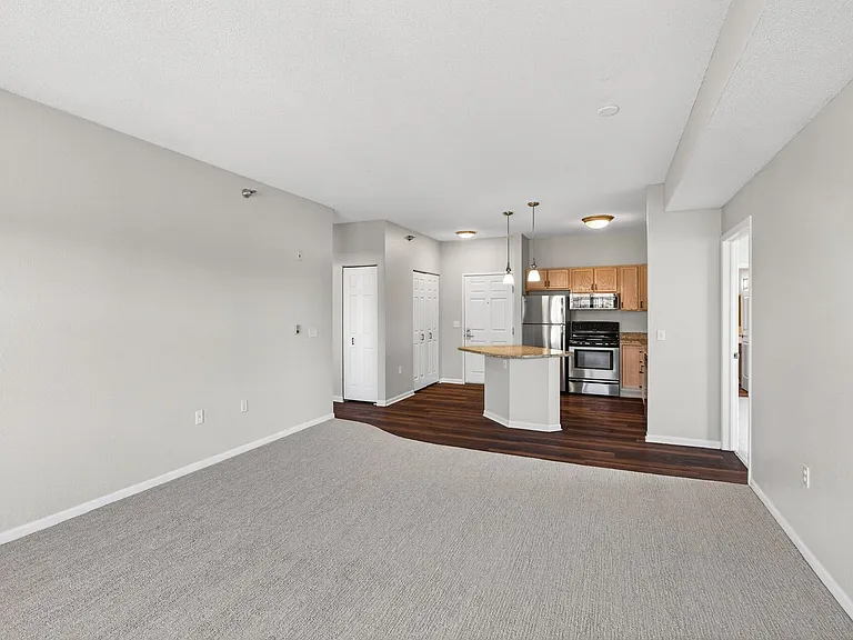 Lake Susan Apartments — Photo 28