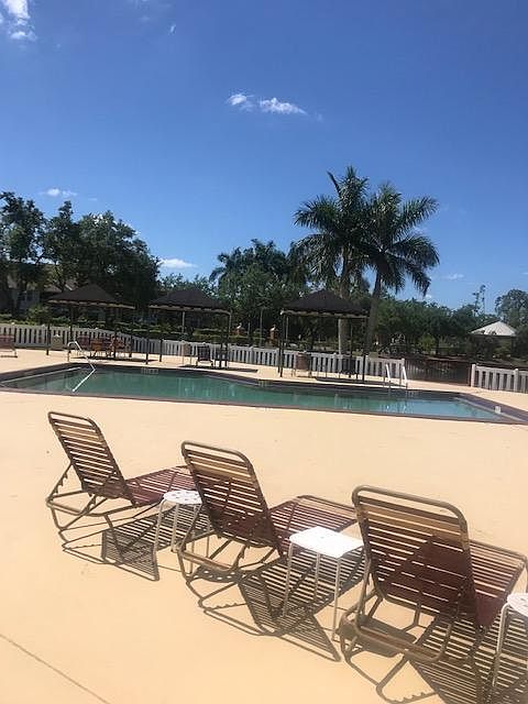 1st image of 1373 Wildwood Lakes Blvd