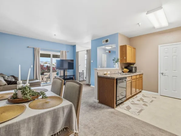237 Pacifica Blvd Unit 301, Watsonville, CA 95076