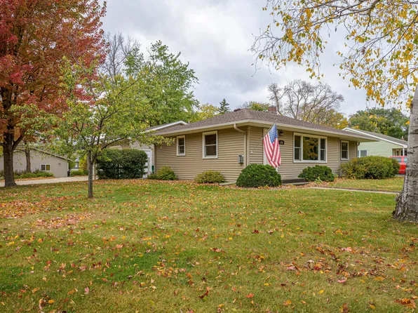 426 S Litchfield Ave, Litchfield, MN 55355