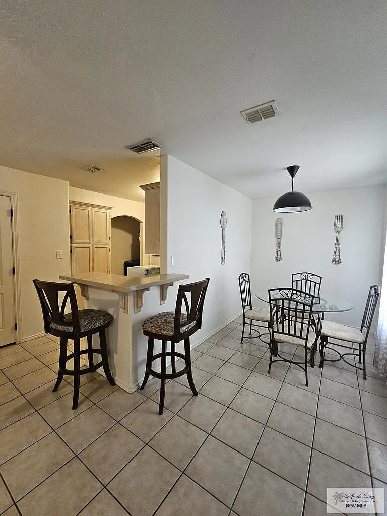 2 bed, 1.5 bath, 1064 sqft, $1,500 — Photo 1