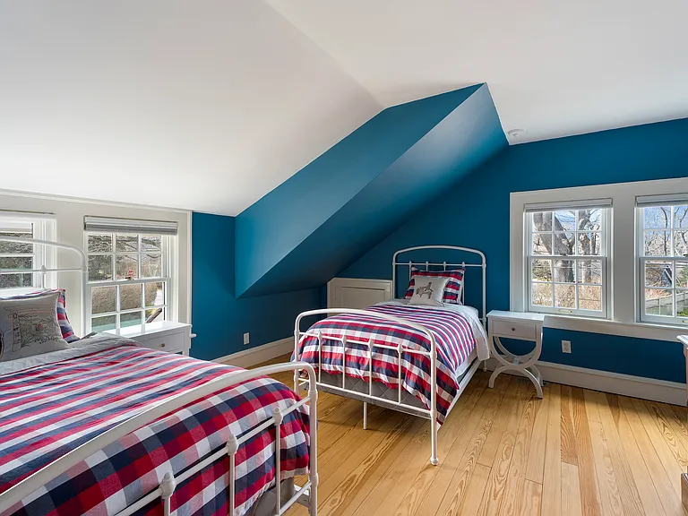 1 Village Ln — Photo 11