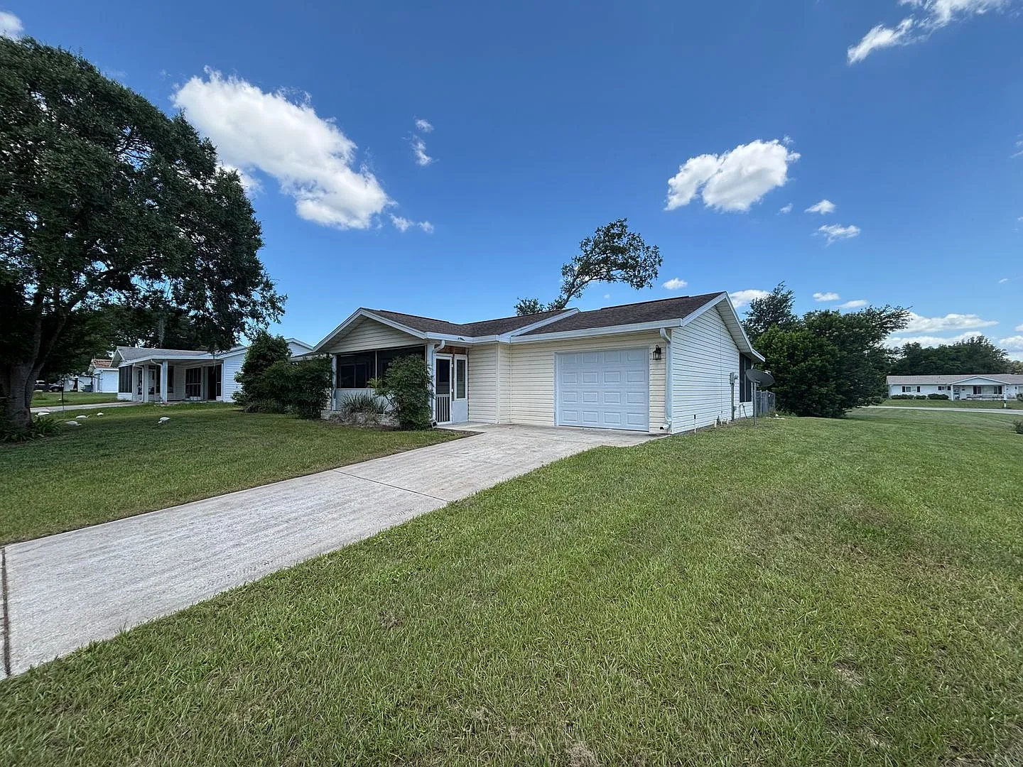 Nice home in Spruce 55+ active adult golf and country club community — Photo 4
