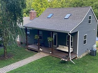 7 Stony Brook Ln, Asbury, NJ 08802