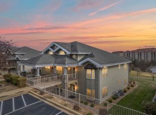 300 Glory Rd BUILDING 2-11, Branson, MO 65616