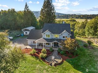 671 Rosy Dr, Castle Rock, WA 98611