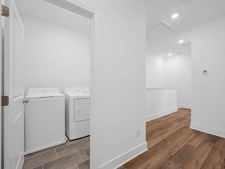 3227 Aberdeen Row — Photo 21
