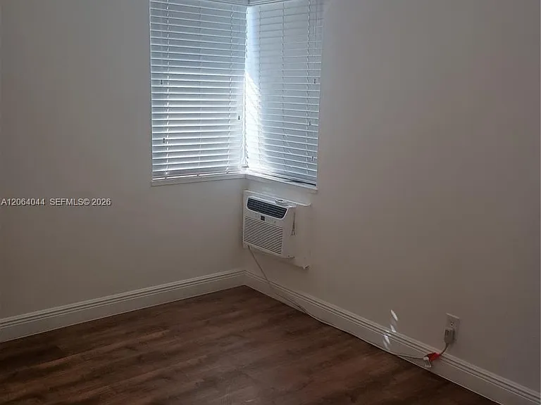 545-74 NW Eight Street Rd #8 — Photo 3