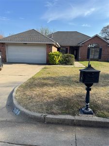 9108 Pine Creek Dr, Midwest City, OK, 73130