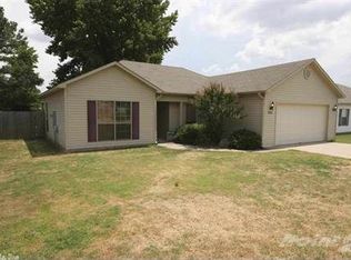 2305 Red Baron Dr, Jacksonville, AR 72076