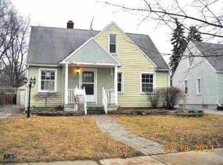 590 3rd Ave, Pontiac, MI 48340