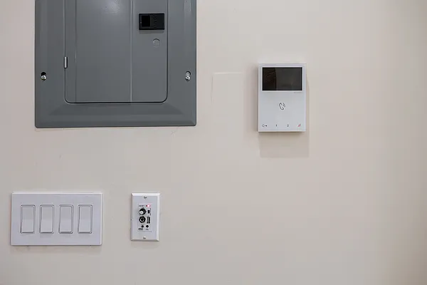 Rented by Safdie Realty Group | media 1