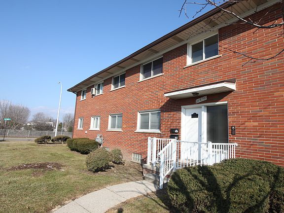 3rd image of 26896 Hollywood St #10D