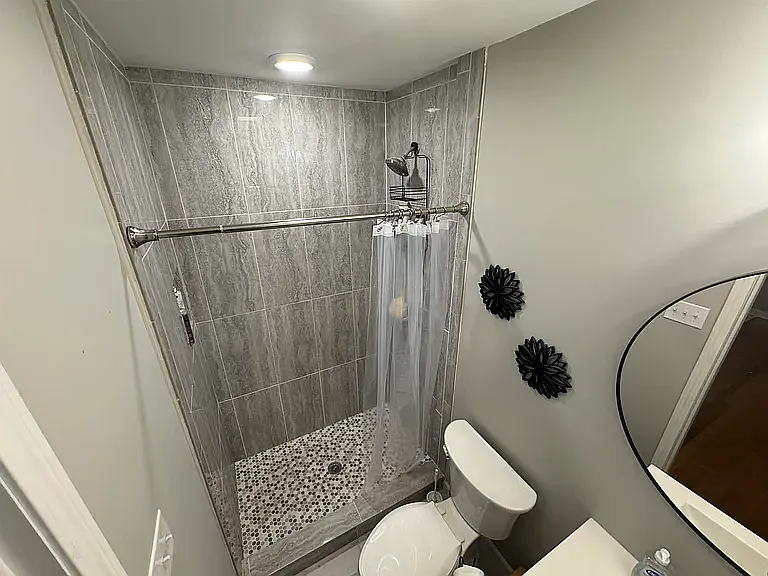 5975 Chester St — Photo 7