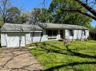 1834 Shady Ln, Shreveport, LA 71118