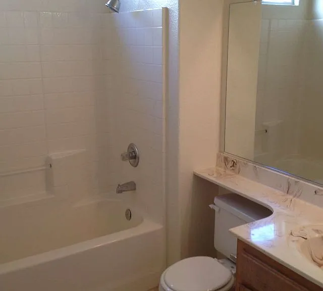 3134 W Lucich Dr — Photo 5