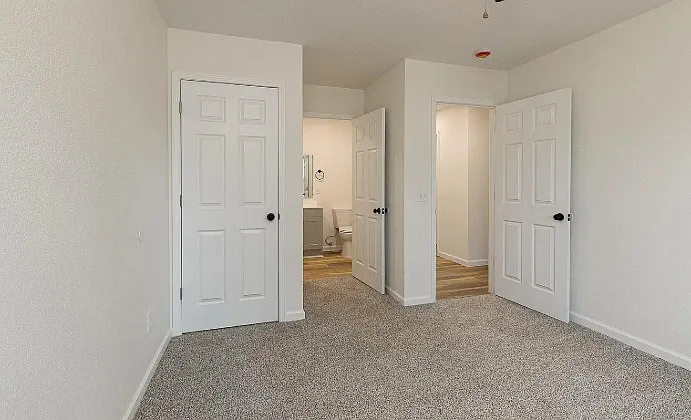180 E Washington St #2 — Photo 9