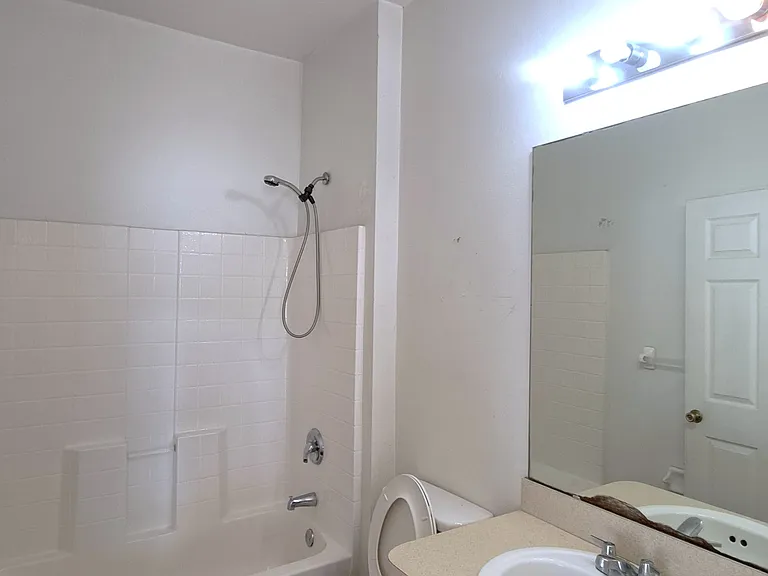 41 Rickenbacker Dr — Photo 19