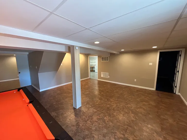 8 Parkrose Ct — Photo 6