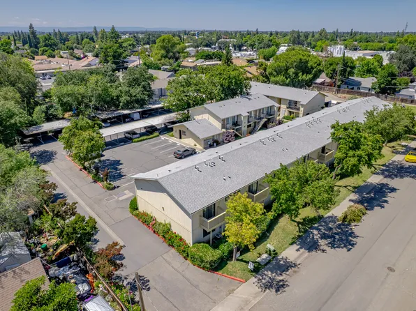 Walnutwood Apartments