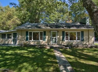 1715 Johns Rd, Effort, PA 18330