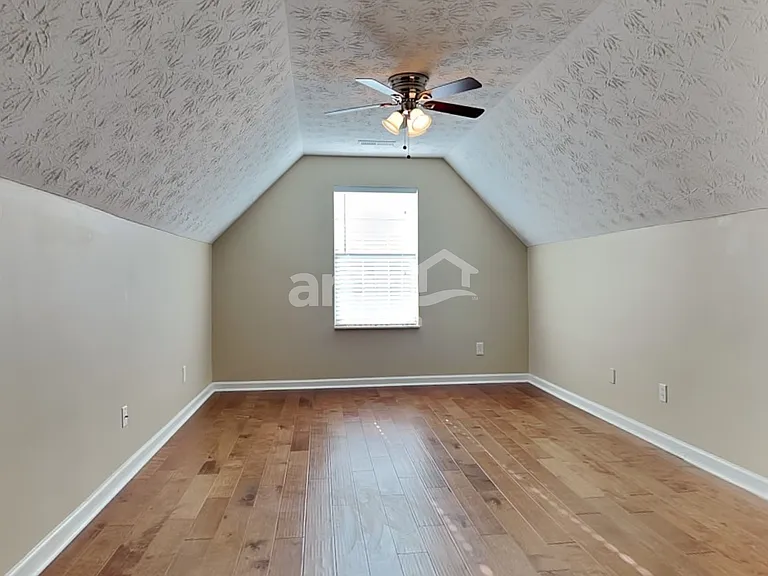 8317 Mecklenburg Ct — Photo 20