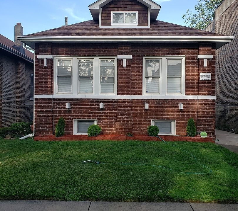 1st image of 7941 S Crandon Ave