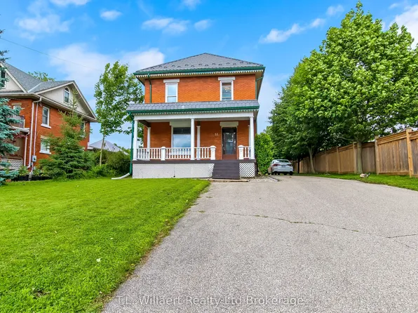 33 Main St E, Norwich, ON N0J 1P0