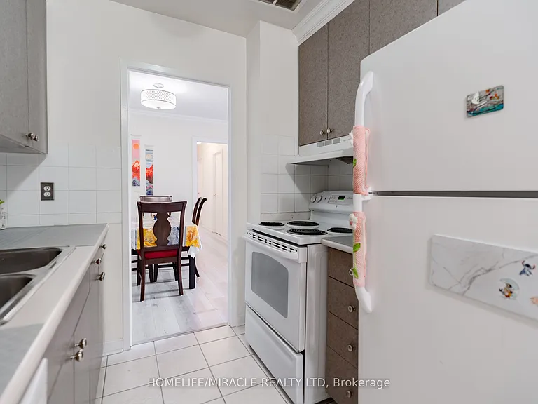 3025 Queen Frederica Dr #807 — Photo 7