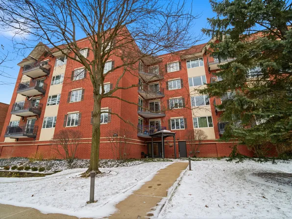 2601 Central St Unit 406, Evanston, IL 60201