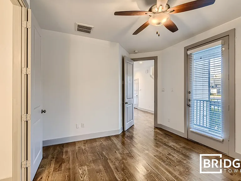 2208 Arabelle St — Photo 4