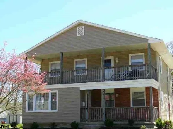 11 Crestmont Dr, Somers Point, NJ 08244